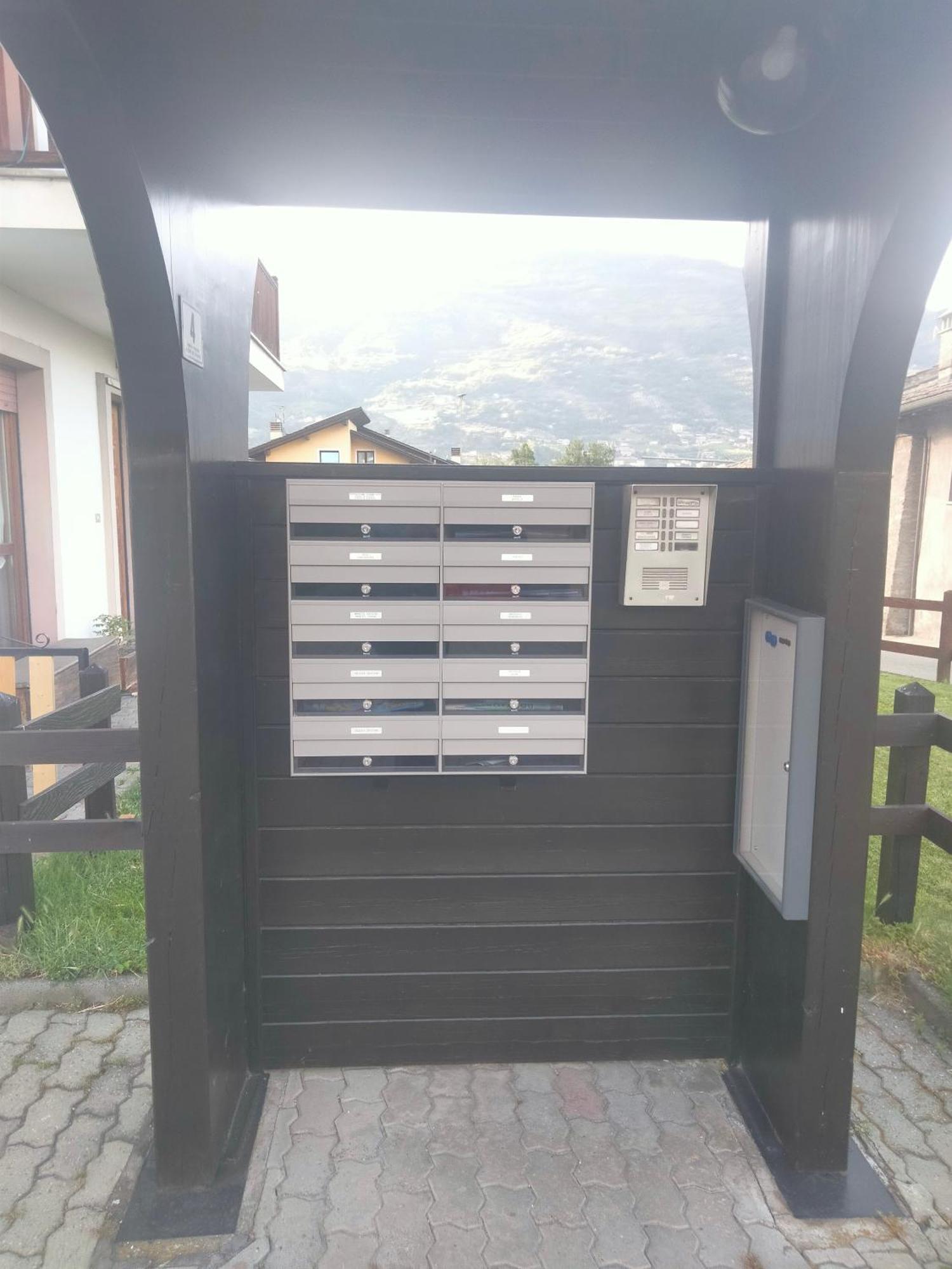 Appartamento Signorile Con Giardino 奥斯塔 外观 照片